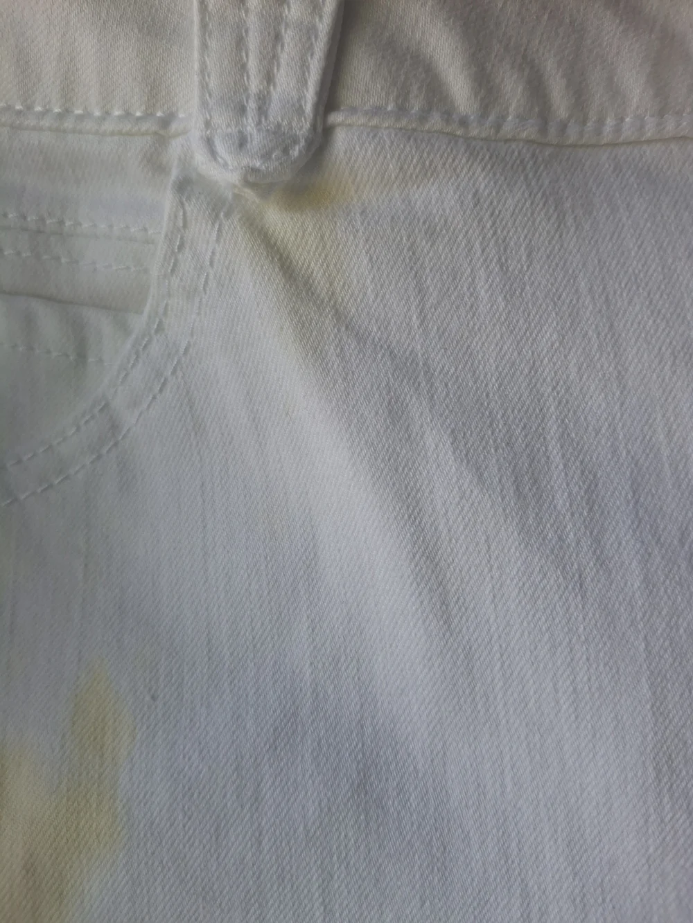 Democracy White Women's Denim Shorts
